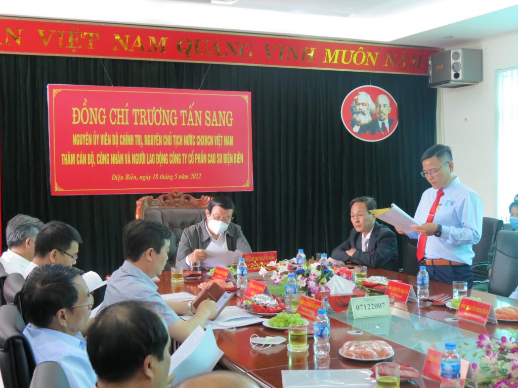Nguyên Chủ tịch nước Trương Tấn Sang thăm Công ty CPCS Điện Biên